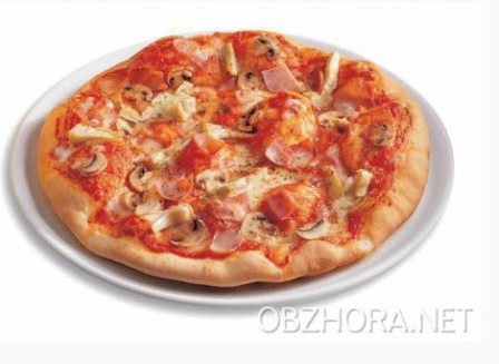 Пицца с бараниной и помидорами