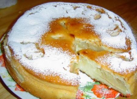 Пирог воздушный из варенья 